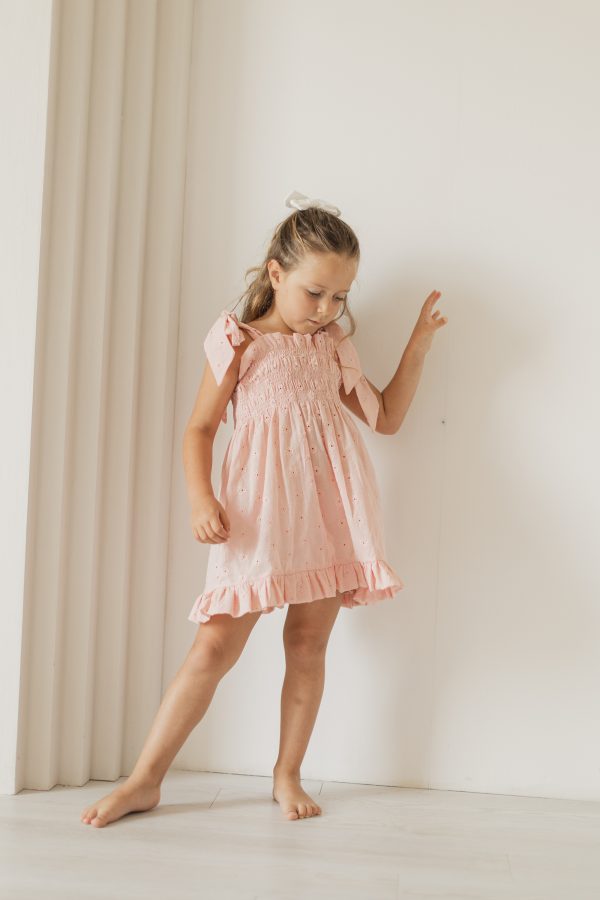 Vestido Bordado Floral Rosa - Image 4