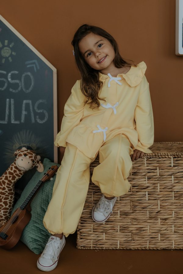 Camisola com Folho & Calças